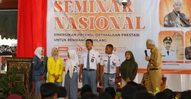 Buntut Pungli Berkedok Infak, Ganjar Copot Kepala SMK Negeri 1 Sale Rembang