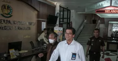 Dugaan Kasus Korupsi, Rektor UNS Solo Diperiksa Kejati 7,5 Jam
