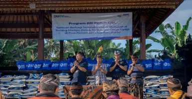 BRI Peduli Bagikan Bantuan Sembako di Bali saat Hari Raya Nyepi