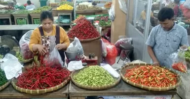 Harga Cabai dan Bahan Pangan di Pasar Legi Mahal, Kapan Normal?