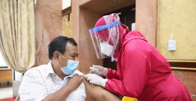 OPD dan Anggota DPRD Surabaya Ikut Vaksin Kedua Covid-19