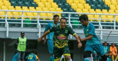 Sepak Bola Rekatkan Hubungan 3 Kepala Daerah Surabaya Raya