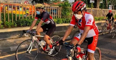 Mengintip Gaya Bersepeda Orang Nomor Dua di Surabaya