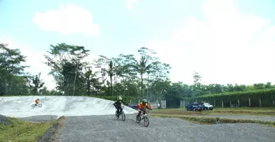 Sirkuit BMX Cross di Selokambang Lumajang Selesai Renovasi