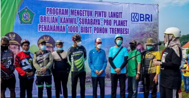 BRI Surabaya Lakukan Aksi Tanam Seribu Pohon, Patut Diapresiasi
