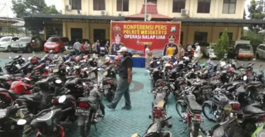 Ratusan Pemuda Kena Batunya, Sepeda Motor Disita Polisi
