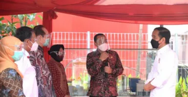 Ada Khofifah, Eri Justru Promosikan Risma di Depan Jokowi