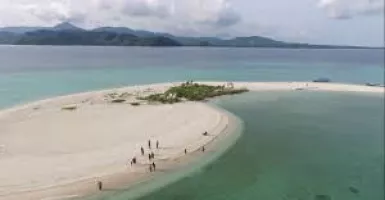 Wisata Air Terjun di Pulau Bawean yang Jarang Diketahui, Indah!