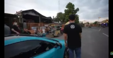 Crazy Rich Surabaya Biasa Jajan Pinggir Jalan