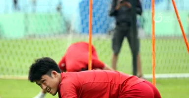 Renshi Yakin Bisa Taklukkan Mitos Pemain Asia di Arema FC