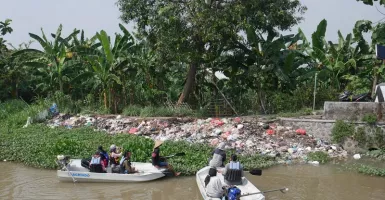 Aktif Patroli, Temukan 283 Titik Sampah di Sungai Mangetan