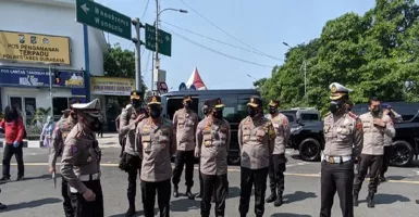 Komjen Arief Sidak ke Pos PPKM Darurat di Bundaran Waru