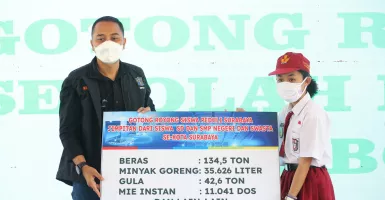 Pelajar Surabaya Donasi Rp 1 M ke Pelajar Yatim Akibat Covid-19