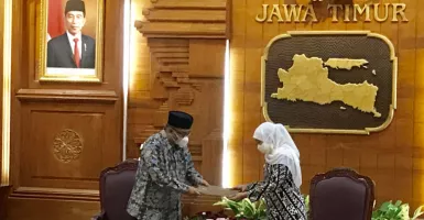 Gubernur Khofifah Tunjuk Plt Bupati Probolinggo, Siapa Dia?