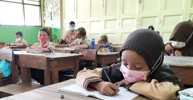 Vaksinasi Pelajar di Kota Jogja Tinggi, PTM Masih Ditunda