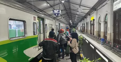 Syarat Baru Naik Kereta Api Jarak Jauh dan Dekat Daop 8 Surabaya