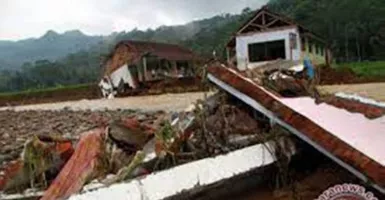BPBD Trenggalek Ingatkan Bahaya Bencana Longsor, Ancam 45 Desa