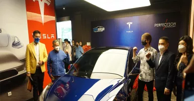 Tesla Resmi Hadir di Surabaya, Segini Harganya