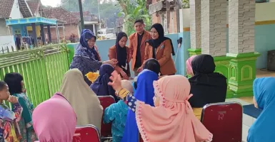 Unikama Buka Peluang Warga Desa di Pakis Malang Bisnis Telur Asin