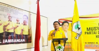 Airlangga Hartarto Melejit, Partai Golkar Surabaya Angkat Bicara