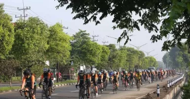 Rayakan Ultah, Komunitas FreedomCC Gowes Lahap Rute Surabaya-Batu