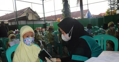 2 Anak Yatim di Malang Vaksin dapat Doorprize, Hamdalah