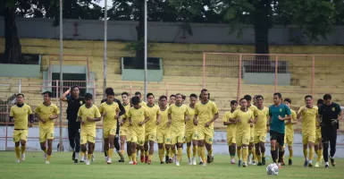 Jelang Lawan Bali United, Aji Santoso Jelaskan Kondisi Pemainnya