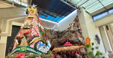 Pohon Natal di Gereja Katolik Kristus Radja Surabaya Tak Biasa