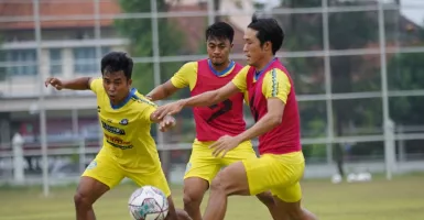 Lini Tengah Arema FC Diterpa Kabar Tak Sedap Jelang Lawan Persela