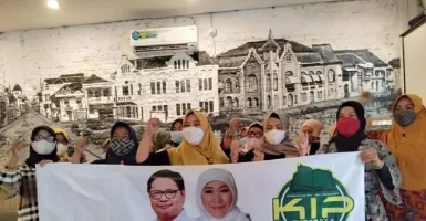 Komunitas Ibu Pengajian Surabaya Deklarasikan Airlangga-Khofifah