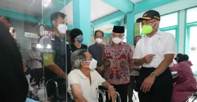 Kunjungan ke Malang, Menko PMK Pastikan Vaksinasi untuk Lansia