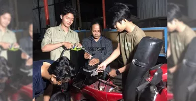 Keren, Cak! Mahasiswa ini Rombak Mesin Vespa Bertenaga Listrik