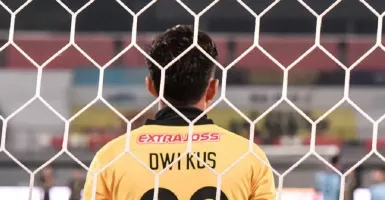 Jelang Lawan Borneo FC, Persela Menanti Kedatangan Sang Kiper