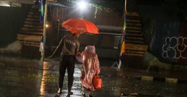 Bibit Siklon Tropis di Selatan Jawa, ini Dampaknya untuk Jatim