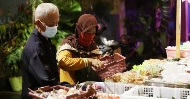 Wow, Kampung Kue Surabaya Raup Omzet Belasan Juta Rupiah Per Hari