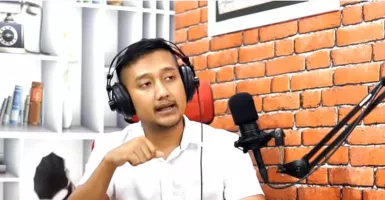 Bagi-bagi Pulsa Rp 2 Juta, Crazy Rich Surabaya Punya Cara Perangi Hoaks