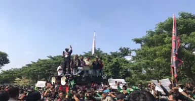 Mahasiswa Surabaya Ungkap Alasan Pilih Aksi Demo Tanggal 14 April