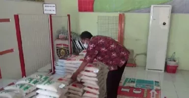 DKPP Ngawi Salurkan 2 Ton Beras ke Petani, Kendalikan Harga