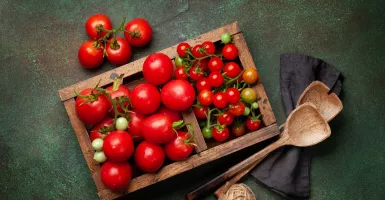 Cara Mudah Membuat Masker Wajah dari Tomat, Rasakan Manfaatnya