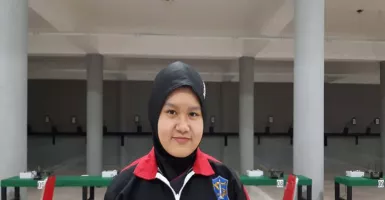 Bidadari Cantik Surabaya, Atlet Menembak Punya Senyum Manis
