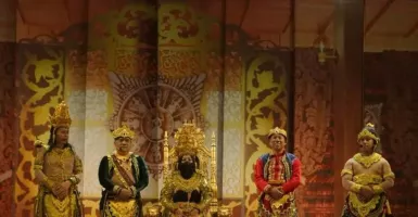 Wali Kota Mojokerto Totalitas Bawakan Peran Ratu Majapahit