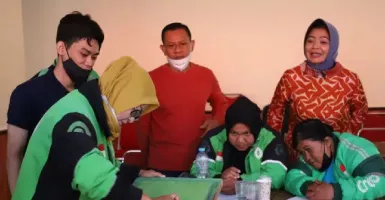 Puluhan Pengemudi Ojek Online Perempuan di Surabaya Ikut Pelatihan