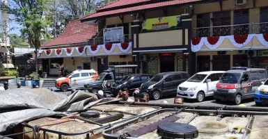 Polres Lumajang Tangkap Penimbun BBM Subsidi, Buat Geregetan!