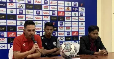 Kalah Lawan Persib Bandung, Javier Roca Minta Maaf
