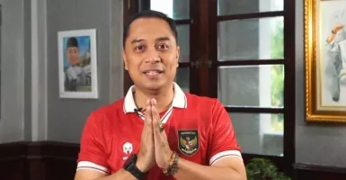 Eri Cahyadi Siap Ganti Rumput Stadion Gelora Bung Tomo