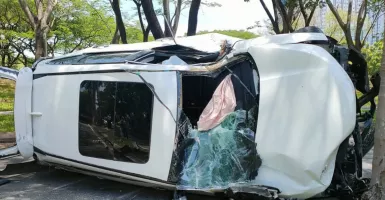 Viral Kecelakaan 2 Mobil Mewah, Crazy Rich Surabaya Ajak Warganet Analisa