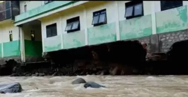 Banjir Bandang Trenggalek Rusak Sekolah, 5 Ruang Kelas Hancur
