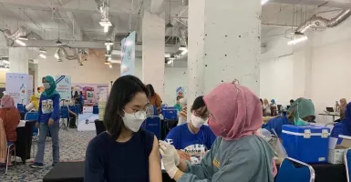 Jadwal dan Lokasi Vaksin Covid-19 Surabaya Terbaru, Buka Sampai Malam