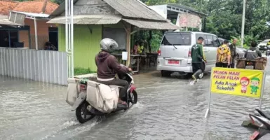 Hujan Deras, Banjir Melanda 2 Kecamatan di Sidoarjo, BPBD Siaga