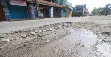 Jalan Telaga Ngebel Rusak Parah, Pemkab Ponorogo Kerjakan 2023, Warga Harap Sabar